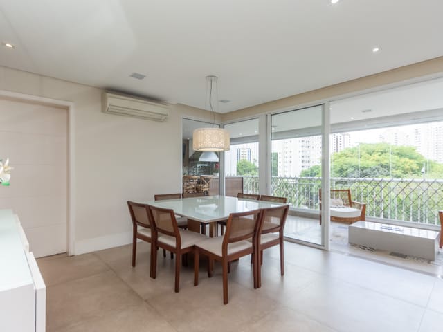 Apartamento com 177m² 4 quartos e 4 banheiros, à venda, no bairro Jardim Monte Kemel em São Paulo