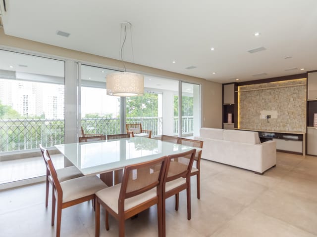 Apartamento com 177m² 4 quartos e 4 banheiros, à venda, no bairro Jardim Monte Kemel em São Paulo