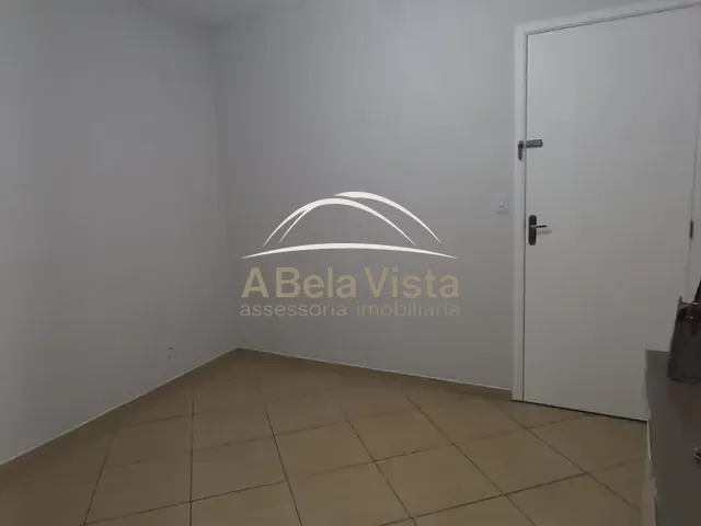 Apartamento 2 quartos e 1 banheiro, para alugar, no bairro Vila Caldas em Carapicuíba
