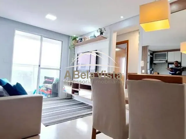 Apartamento 3 quartos e 2 banheiros, à venda, no bairro Jardim Marilu em Carapicuíba