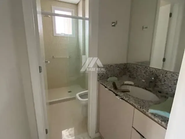 Apartamento com 164m² 3 quartos e 2 banheiros, à venda ou para alugar, no bairro Centro em Ponta Grossa