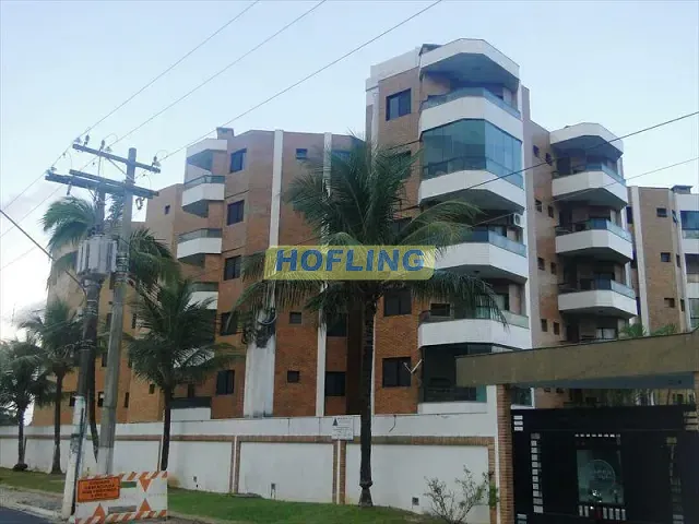 Apartamento à venda, no bairro Tupi em Praia Grande