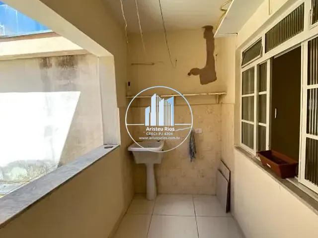Apartamento com 136m² 3 quartos e 2 banheiros, à venda, no bairro Centro em Pouso Alegre