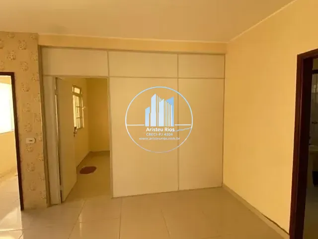 Apartamento com 136m² 3 quartos e 2 banheiros, à venda, no bairro Centro em Pouso Alegre