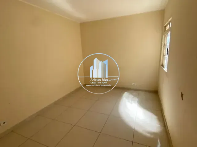 Apartamento com 136m² 3 quartos e 2 banheiros, à venda, no bairro Centro em Pouso Alegre