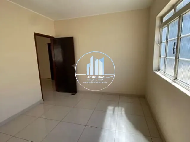 Apartamento com 136m² 3 quartos e 2 banheiros, à venda, no bairro Centro em Pouso Alegre
