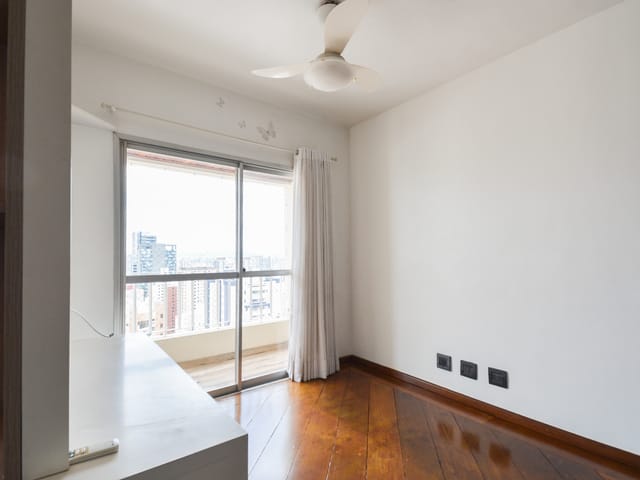 Apartamento com 131m² 3 quartos e 2 banheiros, à venda, no bairro Vila Gomes Cardim em São Paulo