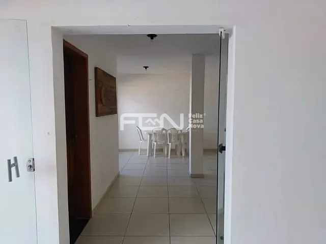 Apartamento 2 quartos e 2 banheiros, à venda, no bairro Ipitanga em Lauro de Freitas