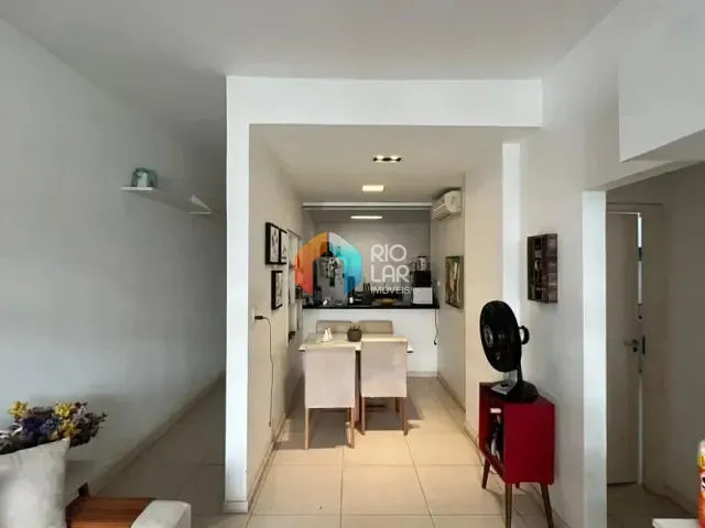 Apartamento com 72m² 2 quartos e 2 banheiros, à venda, no bairro Humaitá em Rio de Janeiro