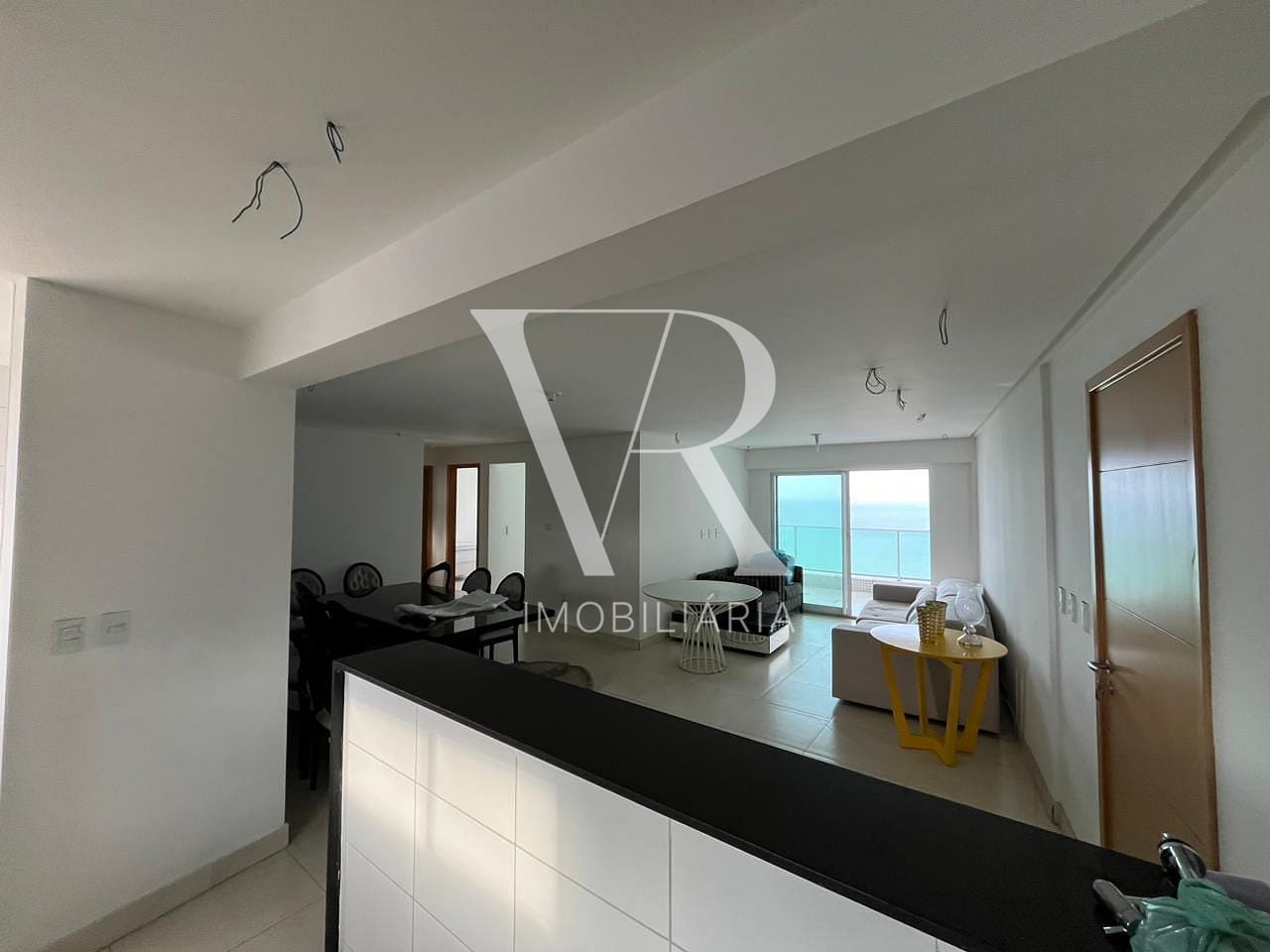 Apartamento à venda com 3 quartos, 109m² - Foto 4