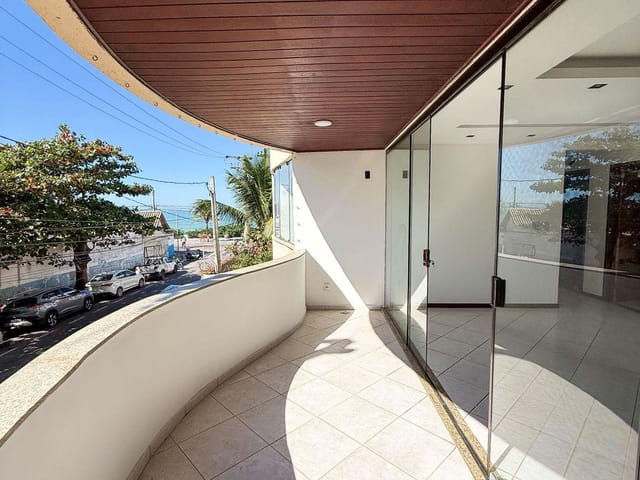 Apartamento 3 quartos e 2 banheiros, à venda, no bairro Cavaleiros em Macaé