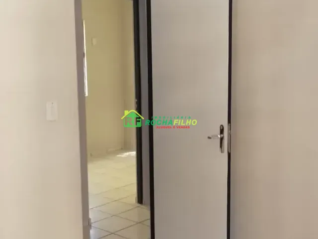Apartamento 3 quartos e 2 banheiros, para alugar, no bairro Santa Isabel em Teresina