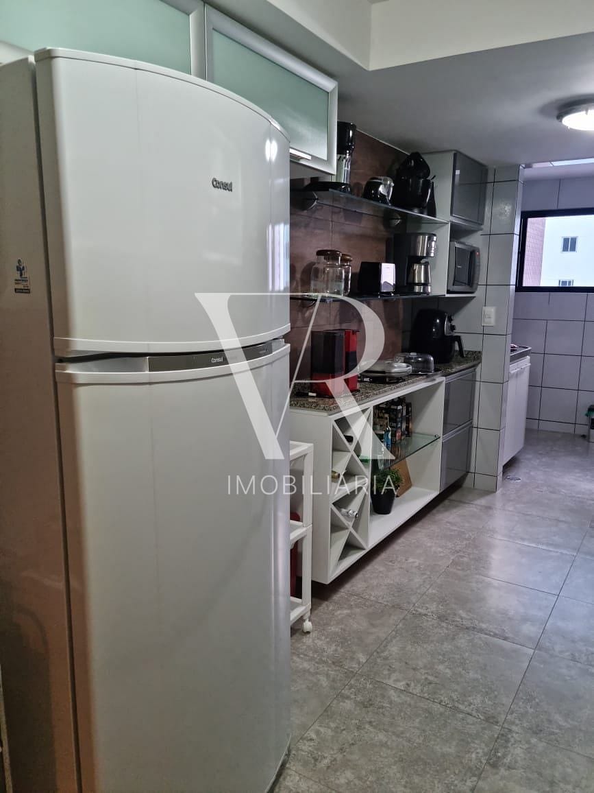 Apartamento à venda com 4 quartos, 197m² - Foto 19