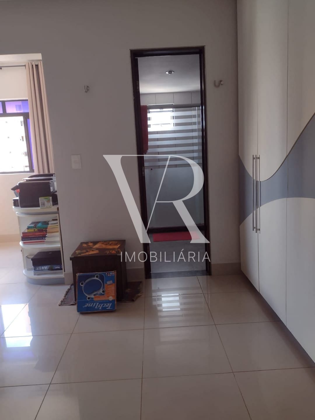 Apartamento à venda com 4 quartos, 197m² - Foto 10