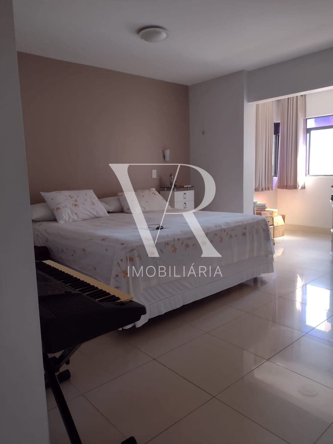 Apartamento à venda com 4 quartos, 197m² - Foto 8