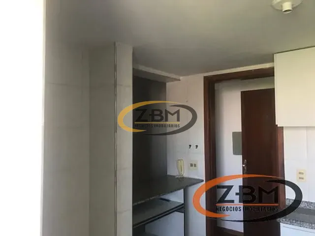 Apartamento com 65m² 2 quartos e 1 banheiro, à venda, no bairro Centro em Londrina