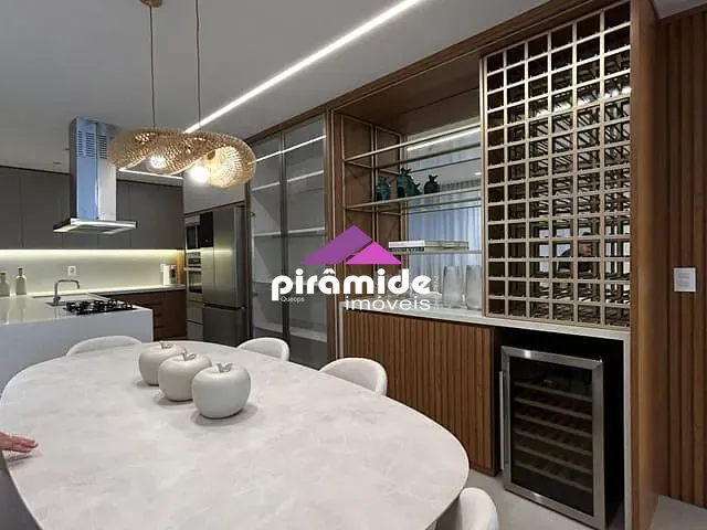 Apartamento com 118m² 3 quartos e 2 banheiros, à venda, no bairro Praia das Palmeiras em Caraguatatuba