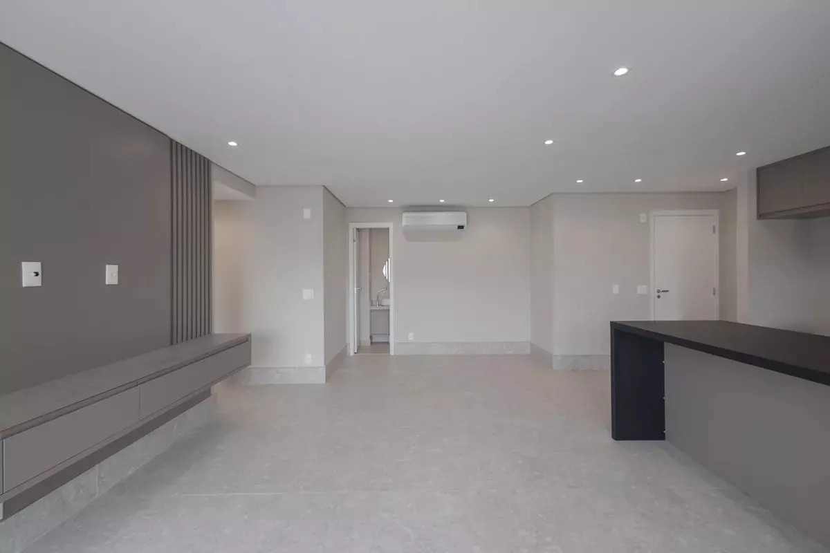 Apartamento para locação em Pinheiros com 2 quartos, sendo 2 suítes, 86m²