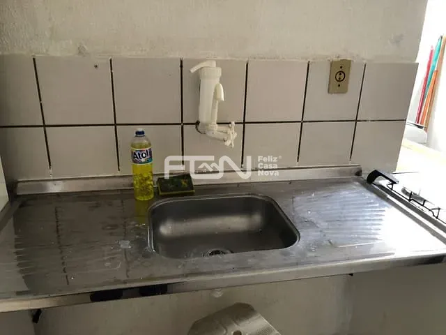 Apartamento 2 quartos e 1 banheiro, para alugar, no bairro Camaçari de Dentro em Camaçari