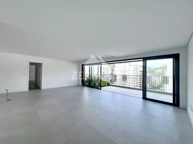 Apartamento com 198m² 3 quartos e 4 banheiros, à venda, no bairro Victor Konder em Blumenau