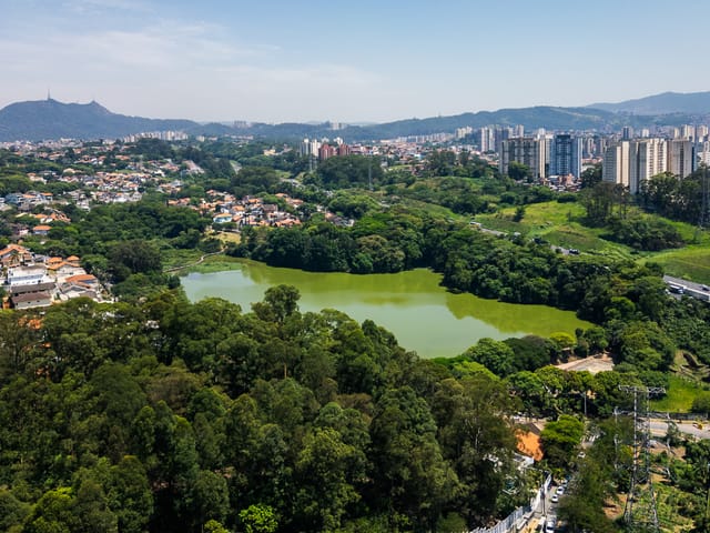 Apartamento com 24000m² 3 quartos e 6 banheiros, à venda, no bairro City América em São Paulo