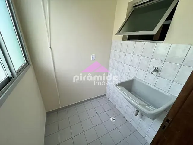 Apartamento com 55m² 2 quartos e 1 banheiro, à venda ou para alugar, no bairro Parque Independencia em São José dos Campos