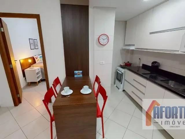 Apartamento 1 quarto e 1 banheiro, à venda, no bairro Centro em Curitiba
