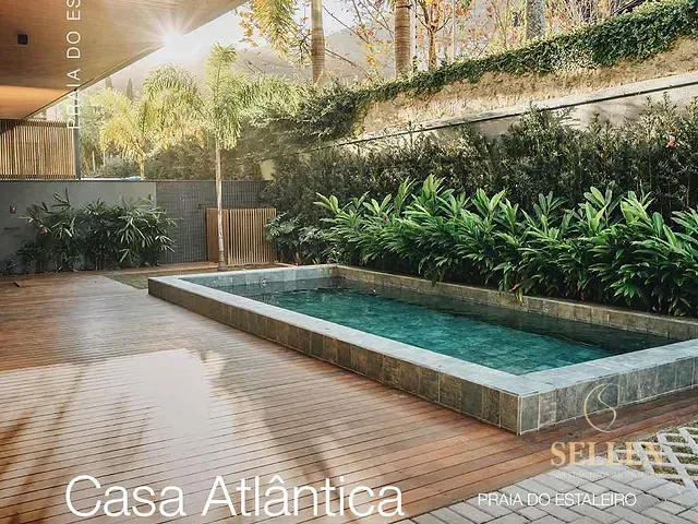 Apartamento com 402m² 4 quartos e 6 banheiros, à venda, no bairro Praia do Estaleiro em Balneário Camboriú