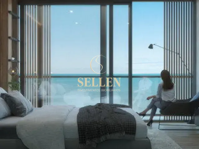 Apartamento com 402m² 4 quartos e 6 banheiros, à venda, no bairro Praia do Estaleiro em Balneário Camboriú