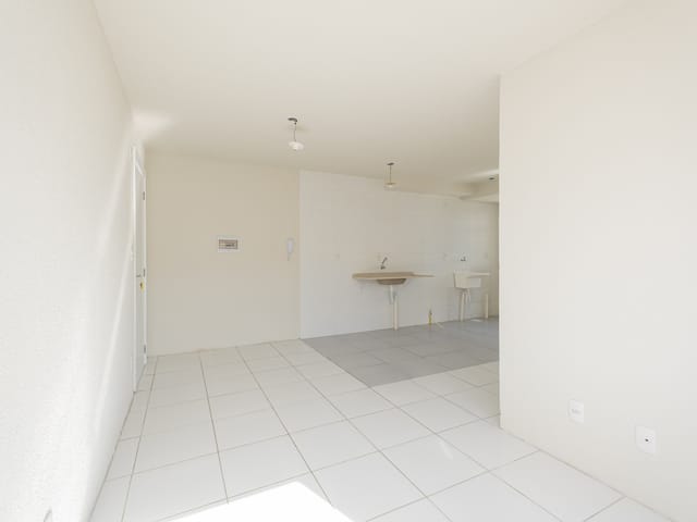 Apartamento 2 quartos e 1 banheiro, para alugar, no bairro Três Vendas em Pelotas