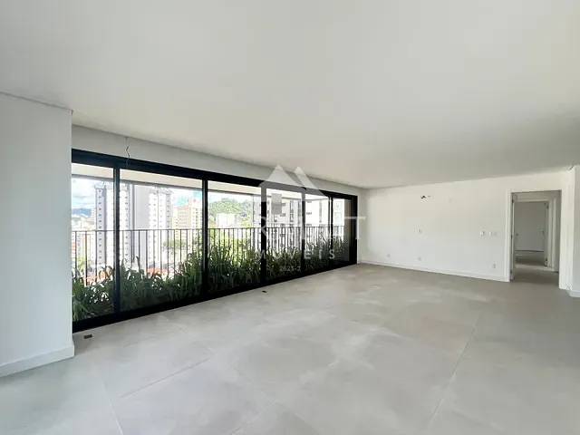 Apartamento com 240m² 3 quartos e 4 banheiros, à venda, no bairro Victor Konder em Blumenau