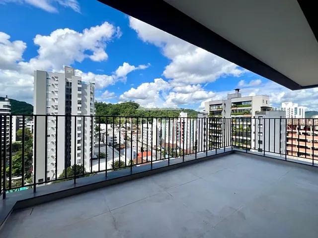 Apartamento com 240m² 3 quartos e 4 banheiros, à venda, no bairro Victor Konder em Blumenau