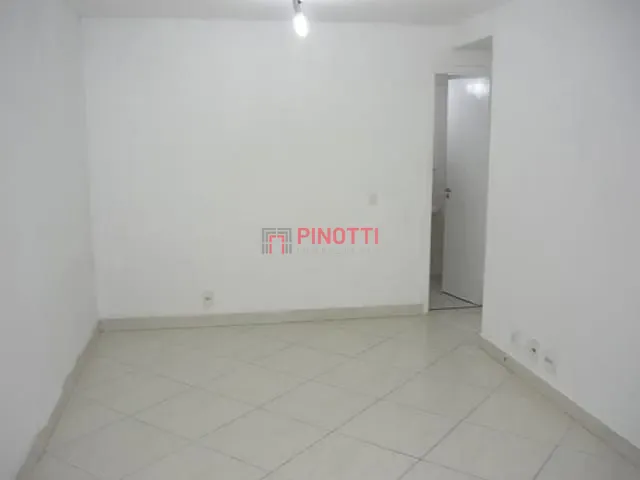 Apartamento 2 quartos e 1 banheiro, para alugar, no bairro Ferrazópolis em São Bernardo do Campo