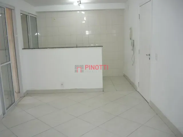 Apartamento 2 quartos e 1 banheiro, para alugar, no bairro Ferrazópolis em São Bernardo do Campo