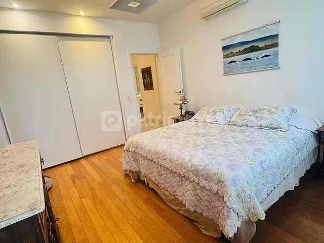 Apartamento 4 quartos e 4 banheiros, à venda, no bairro Leblon em Rio de Janeiro