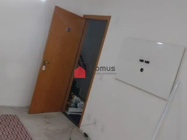 Apartamento 2 quartos e 1 banheiro, para alugar, no bairro Santana em Pindamonhangaba