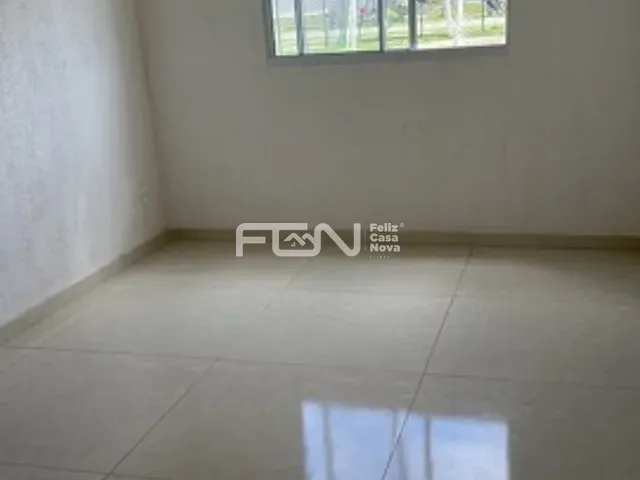 Apartamento 2 quartos e 1 banheiro, para alugar, no bairro Parque Nascente do Rio Capivara em Camaçari
