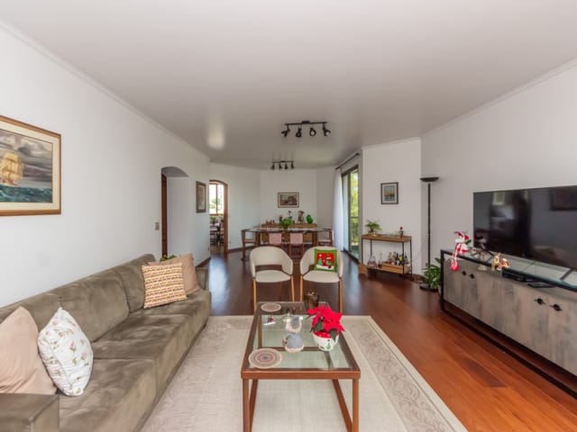 Apartamento com 1418m² 3 quartos e 4 banheiros, à venda, no bairro Campo Belo em São Paulo