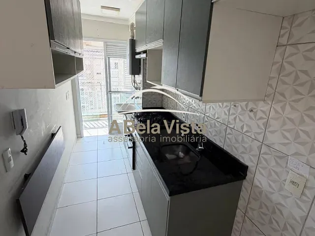 Apartamento 2 quartos e 1 banheiro, para alugar, no bairro Jardim Roberto em Osasco