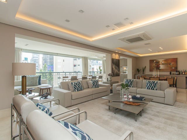 Apartamento com 226m² 3 quartos e 3 banheiros, à venda, no bairro Vila Nova Conceição em São Paulo