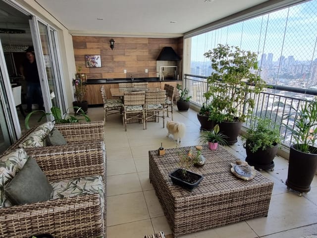Apartamento com 192m² 4 quartos e 5 banheiros, à venda, no bairro Chácara Califórnia em São Paulo