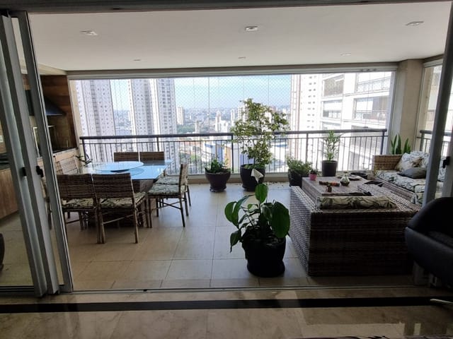 Apartamento com 192m² 4 quartos e 5 banheiros, à venda, no bairro Chácara Califórnia em São Paulo