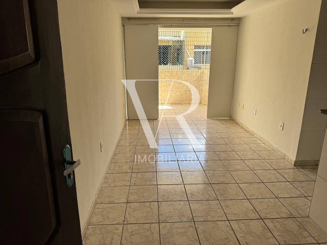 Apartamento à venda com 3 quartos, 91m² - Foto 1