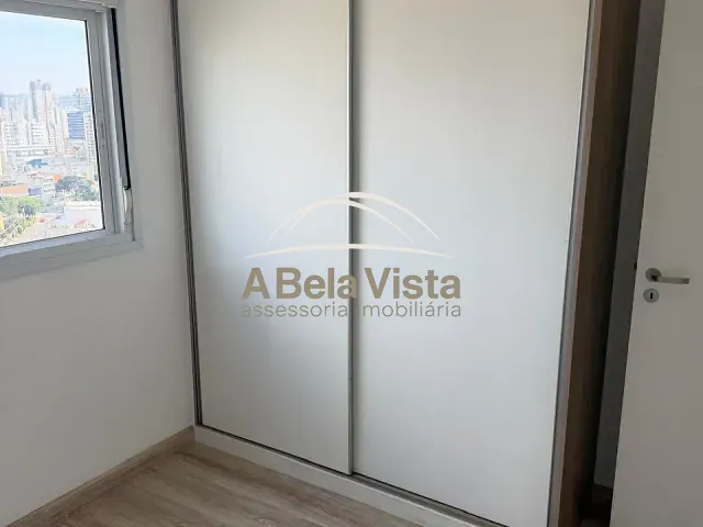 Apartamento com 54m² 2 quartos e 1 banheiro, para alugar, no bairro Umuarama em Osasco