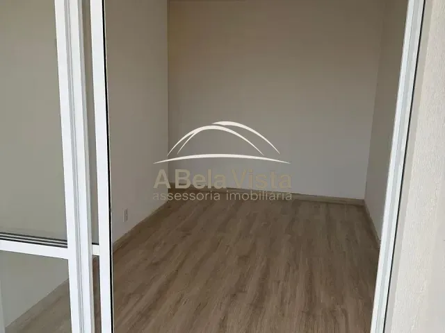 Apartamento com 54m² 2 quartos e 1 banheiro, para alugar, no bairro Umuarama em Osasco