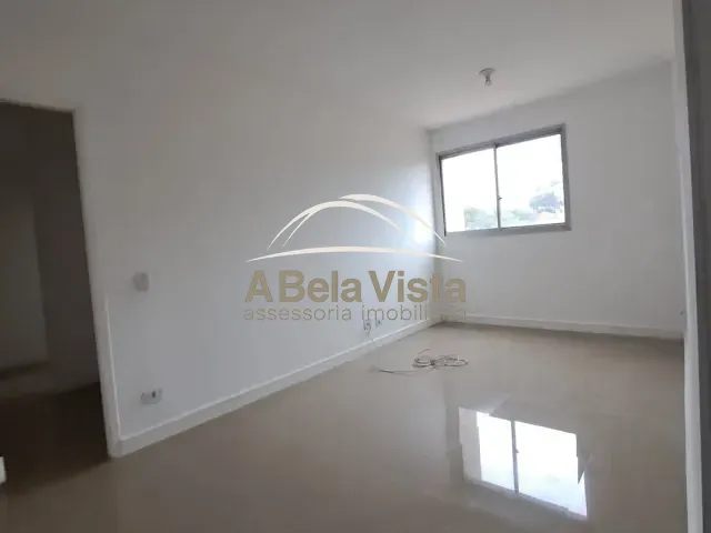 Apartamento 2 quartos e 1 banheiro, à venda, no bairro Umuarama em Osasco