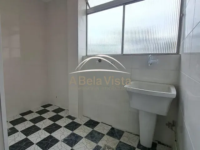 Apartamento 2 quartos e 1 banheiro, à venda, no bairro Umuarama em Osasco