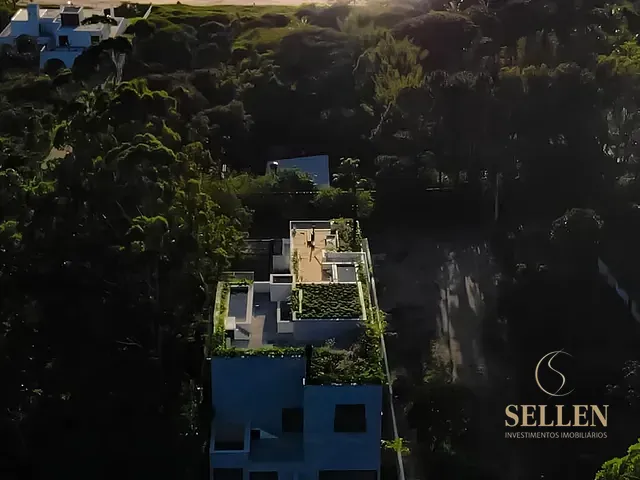 Apartamento com 333m² 3 quartos e 1 banheiro, à venda, no bairro Praia do Estaleiro em Balneário Camboriú