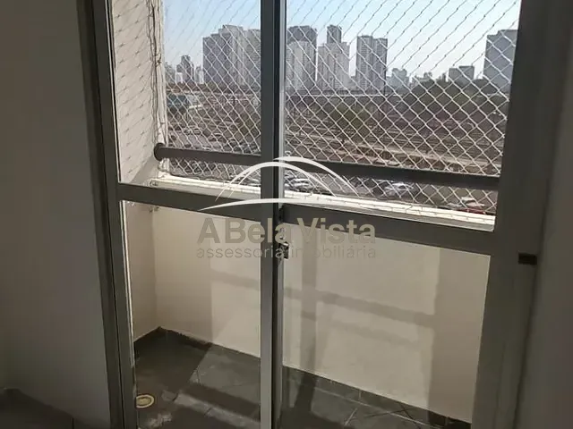 Apartamento 3 quartos e 1 banheiro, para alugar, no bairro Continental em Osasco