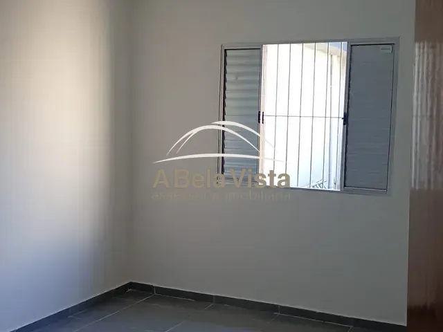 Apartamento com 40m² 1 quarto e 1 banheiro, para alugar, no bairro Padroeira em Osasco